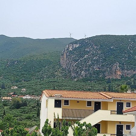 Almiriki Studios & Apartments أليكيس المظهر الخارجي الصورة