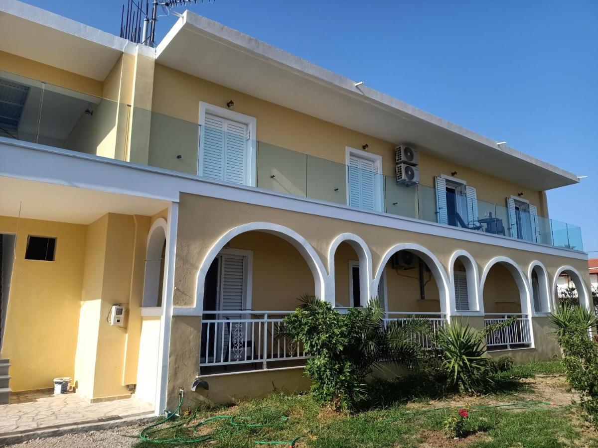 Almiriki Studios & Apartments أليكيس المظهر الخارجي الصورة